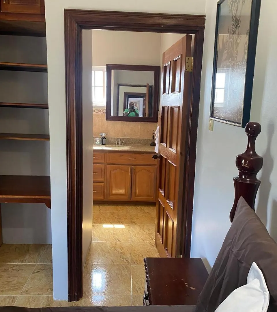 Sukasa Villa Montego Bay 0*,